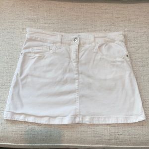 Girls white Armani skirt